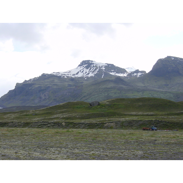 Picture Iceland Skaftafellsjokull 2003-06 30 - Center Skaftafellsjokull