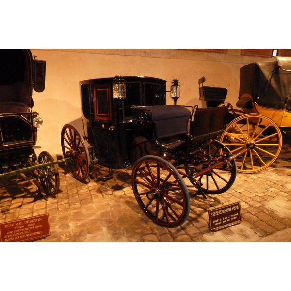 Picture France Vaux Le Vicomte Castle Horse driven carriages museum 2010-09 23 - Tours Horse driven carriages museum