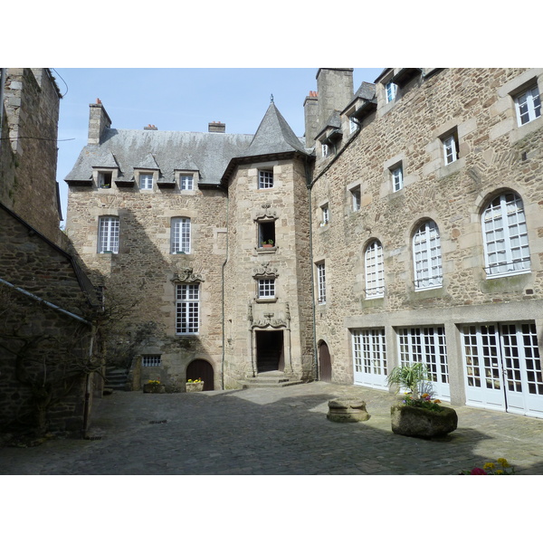 Picture France Dinan 2010-04 78 - Tour Dinan