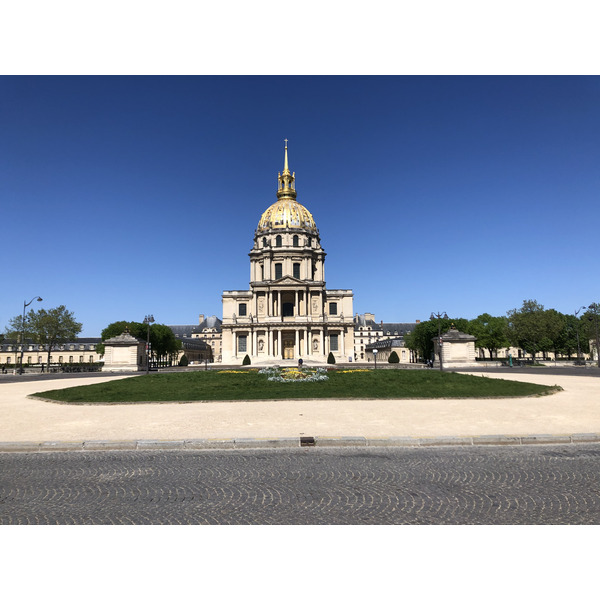 Picture France Paris lockdown 2020-04 171 - Tour Paris lockdown