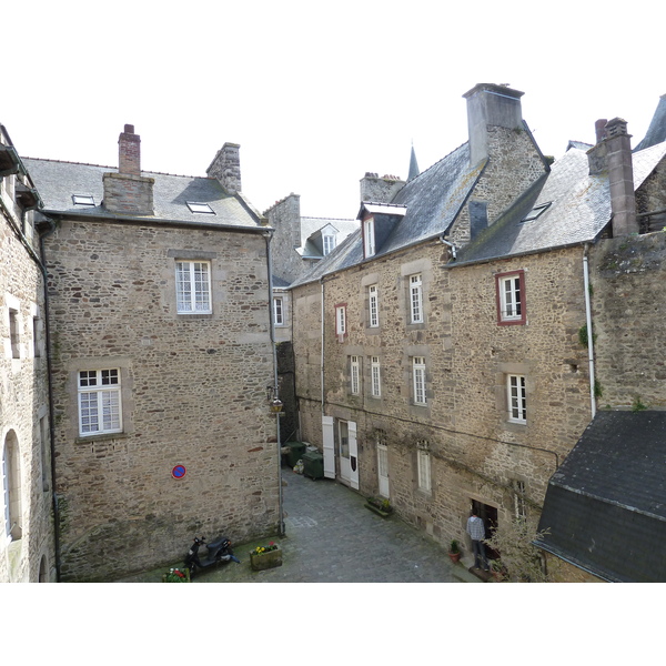 Picture France Dinan 2010-04 103 - Center Dinan