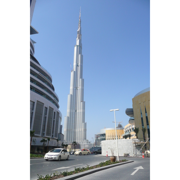 Picture United Arab Emirates Dubai Burj Dubai 2009-01 35 - Discovery Burj Dubai