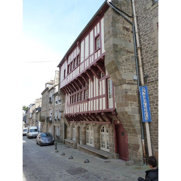 Picture France Dinan 2010-04 116 - Tour Dinan