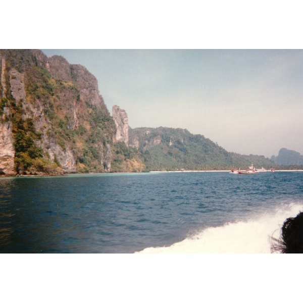 Picture Thailand Ko Phi Phi 1989-02 2 - Journey Ko Phi Phi