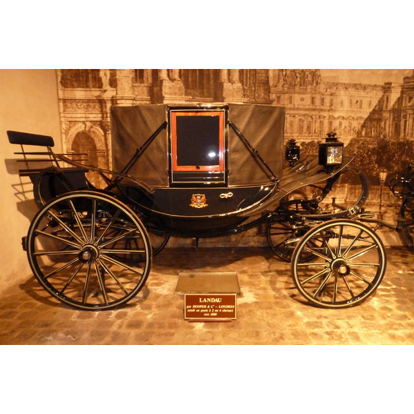 Picture France Vaux Le Vicomte Castle Horse driven carriages museum 2010-09 24 - Tours Horse driven carriages museum