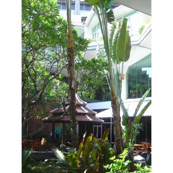 Picture Thailand Bangkok Dusit Tani Hotel 2005-12 25 - Journey Dusit Tani Hotel