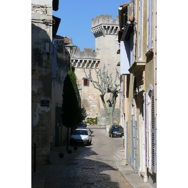 Picture France Tarascon 2008-04 38 - Tours Tarascon