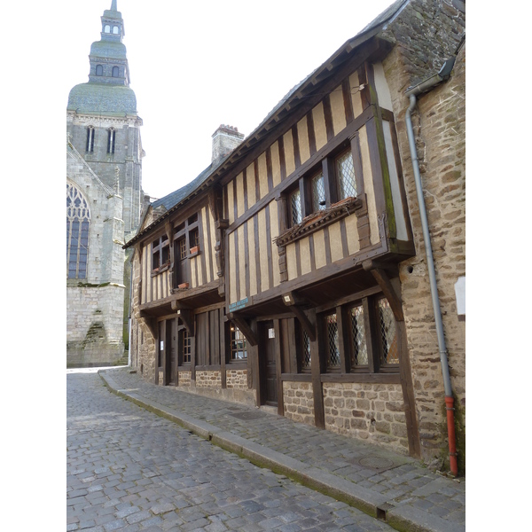 Picture France Dinan 2010-04 142 - Center Dinan