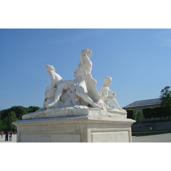 Picture France Paris Garden of Tuileries 2007-05 194 - Tour Garden of Tuileries