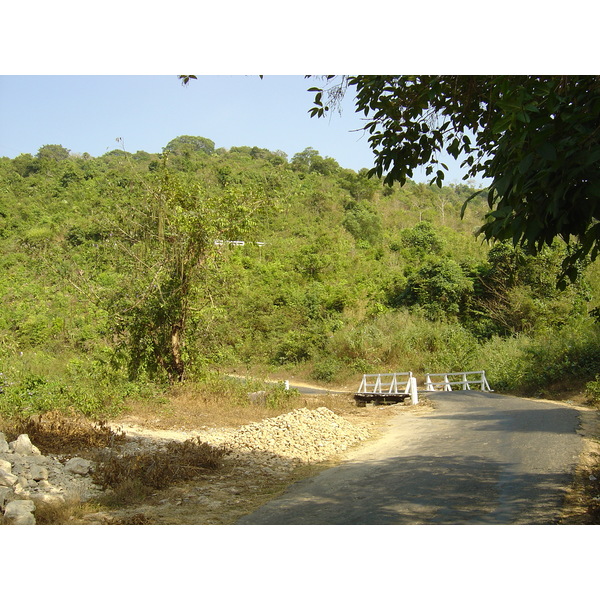 Picture Myanmar Road from Dawei to Maungmagan beach 2005-01 66 - Journey Road from Dawei to Maungmagan beach