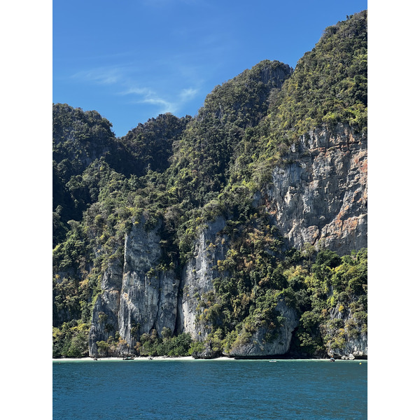 Picture Thailand Phuket to Ko Phi Phi Ferry 2021-12 96 - Journey Phuket to Ko Phi Phi Ferry