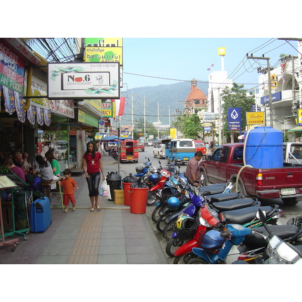 Picture Thailand Phuket Patong 2nd Road 2005-12 8 - Discovery 2nd Road