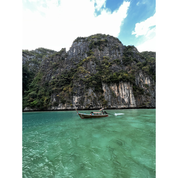 Picture Thailand Ko Phi Phi Ley 2021-12 9 - Journey Ko Phi Phi Ley