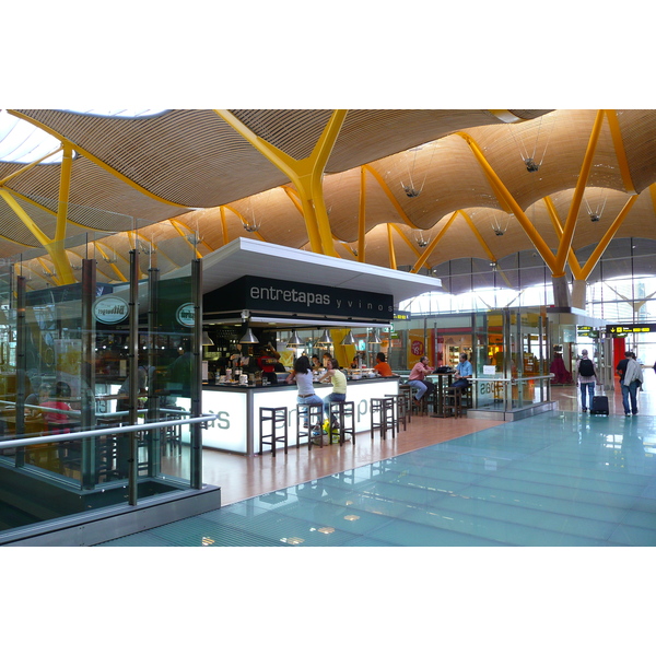 Picture Spain Madrid Barajas Airport 2007-09 39 - Center Barajas Airport