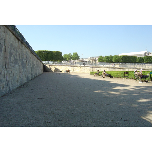 Picture France Paris Garden of Tuileries 2007-05 305 - Discovery Garden of Tuileries