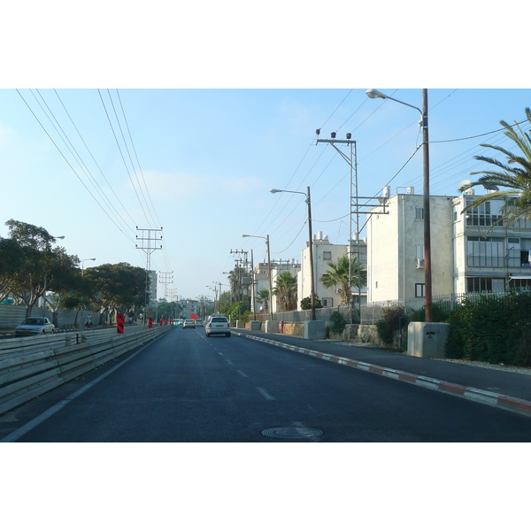 Picture Israel Bat Yam 2007-06 27 - Tour Bat Yam