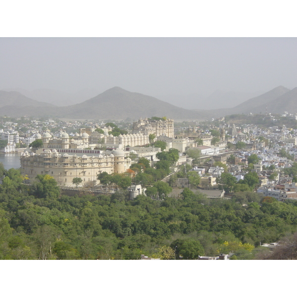 Picture India Udaipur 2003-05 24 - Discovery Udaipur