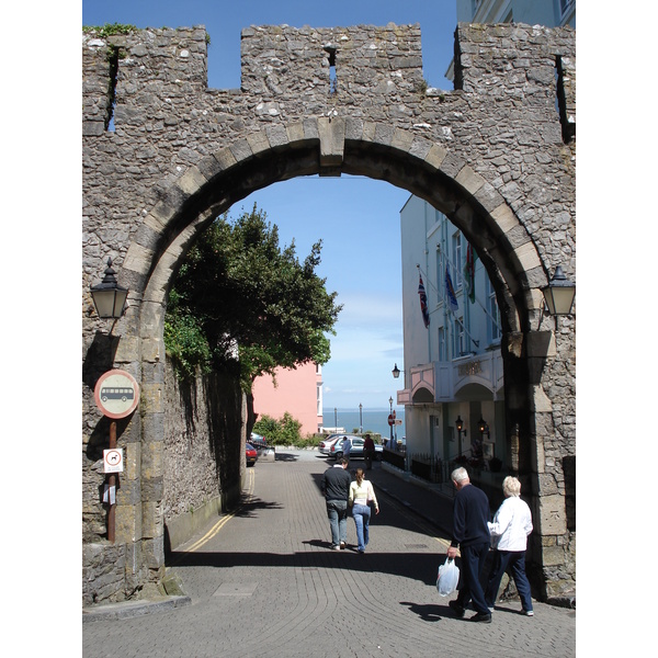 Picture United Kingdom Pembrokeshire Tenby 2006-05 38 - Center Tenby