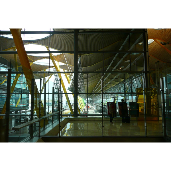 Picture Spain Madrid Barajas Airport 2007-09 62 - History Barajas Airport