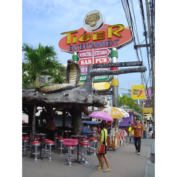 Picture Thailand Phuket Patong Walking Street 2005-12 11 - Tour Walking Street