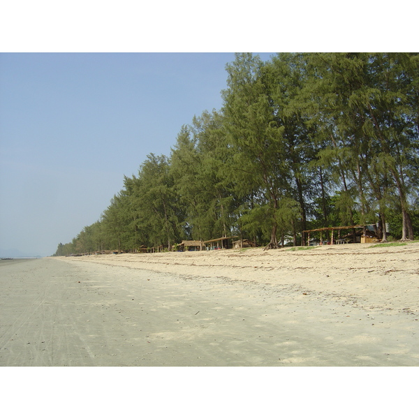 Picture Myanmar Maungmagan beach 2005-01 16 - Discovery Maungmagan beach