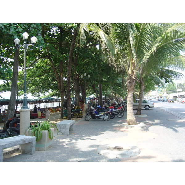 Picture Thailand Jomtien Beach 2005-01 36 - Tour Jomtien Beach