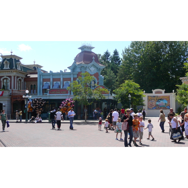 Picture France Disneyland Paris Main Street 2007-07 13 - Tour Main Street