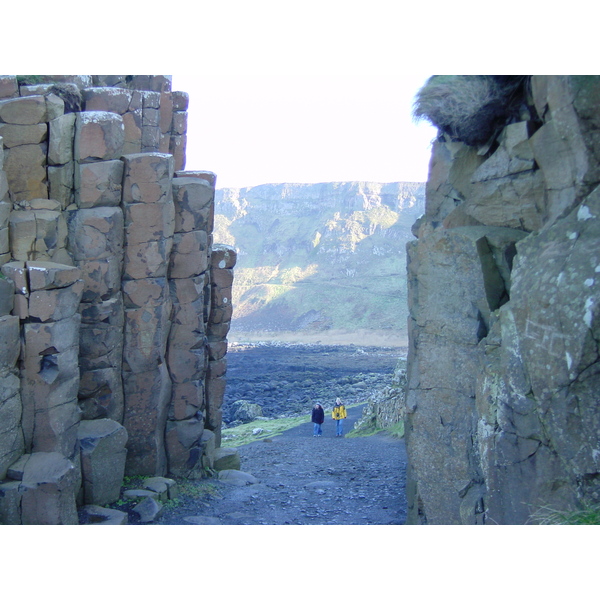 Picture North Ireland Giant's Causeway 2001-02 2 - Discovery Giant's Causeway