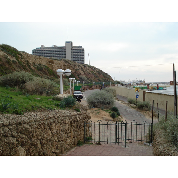 Picture Israel Tel Aviv Tel Aviv Sea Shore 2006-12 185 - Tour Tel Aviv Sea Shore