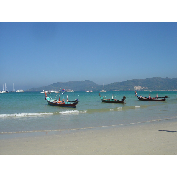 Picture Thailand Phuket Patong Beach 2005-12 76 - Recreation Beach