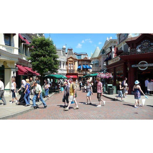 Picture France Disneyland Paris Main Street 2007-07 15 - Center Main Street