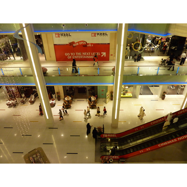 Picture United Arab Emirates Dubai The Dubai Mall 2009-12 16 - Center The Dubai Mall