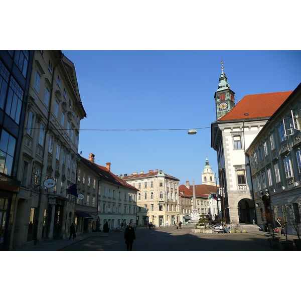 Picture Slovenia Ljubljana Historic Centre 2008-01 10 - Recreation Historic Centre