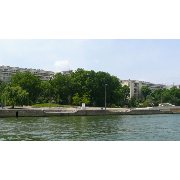 Picture France Paris Seine river 2007-06 154 - Around Seine river