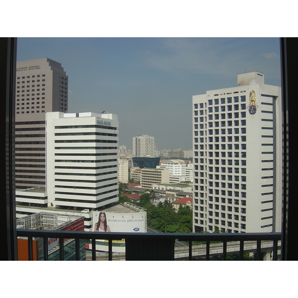 Picture Thailand Bangkok Dusit Tani Hotel 2005-12 8 - History Dusit Tani Hotel