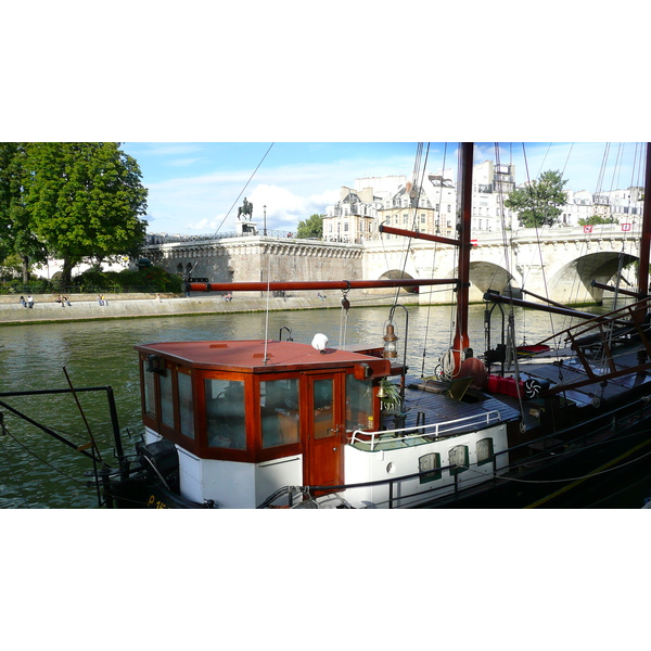 Picture France Paris La seine banks 2007-07 7 - Recreation La seine banks