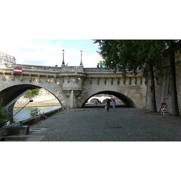 Picture France Paris La seine banks 2007-07 4 - Recreation La seine banks