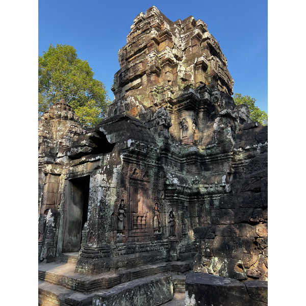 Picture Cambodia Siem Reap Ta Som 2023-01 15 - Recreation Ta Som