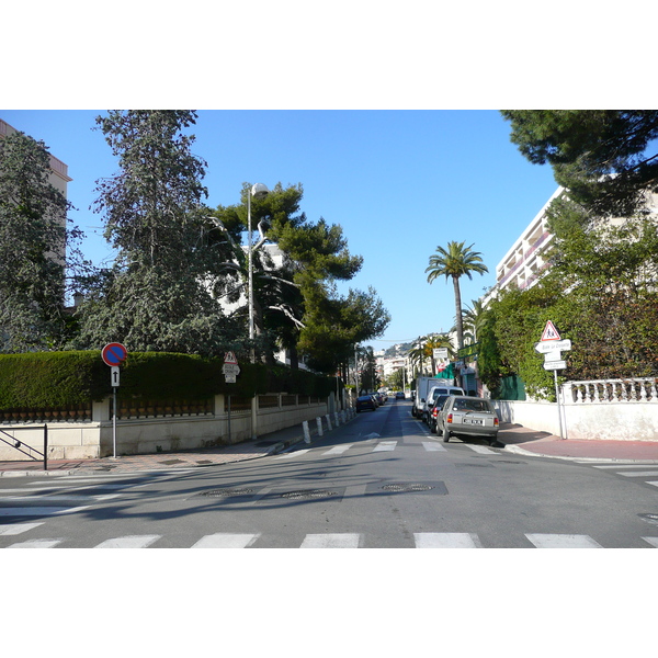 Picture France Cannes Avenue de Lerins 2008-03 14 - Center Avenue de Lerins