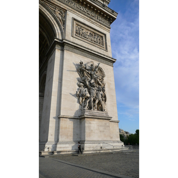 Picture France Paris Etoile and Arc de Triomphe 2007-06 25 - Tour Etoile and Arc de Triomphe