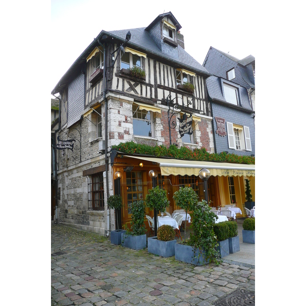 Picture France Honfleur 2008-10 68 - Center Honfleur