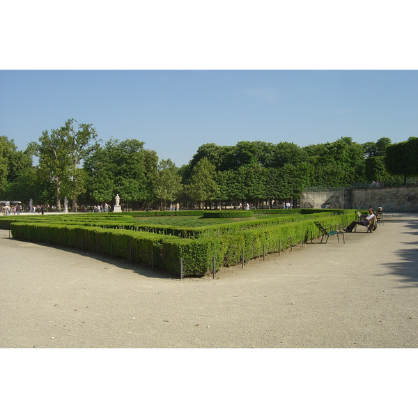 Picture France Paris Garden of Tuileries 2007-05 254 - Tours Garden of Tuileries