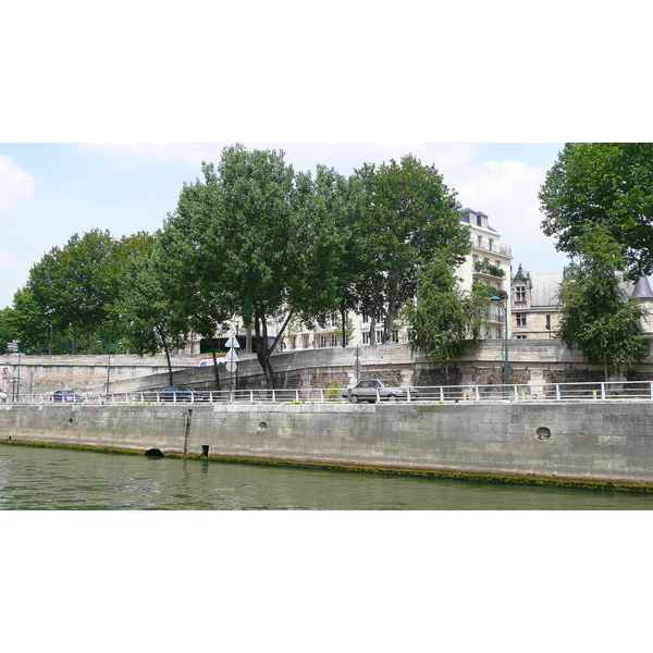 Picture France Paris Seine river 2007-06 115 - Discovery Seine river