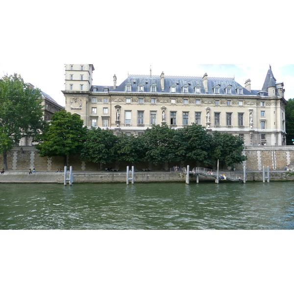 Picture France Paris La seine banks 2007-07 14 - Recreation La seine banks