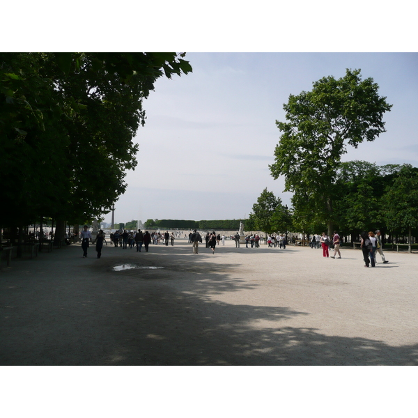 Picture France Paris Garden of Tuileries 2007-05 7 - Center Garden of Tuileries