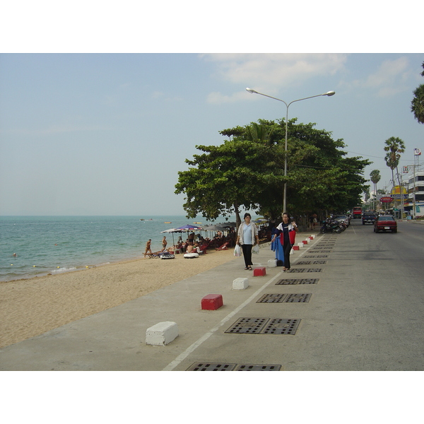 Picture Thailand Jomtien Beach 2005-01 10 - History Jomtien Beach