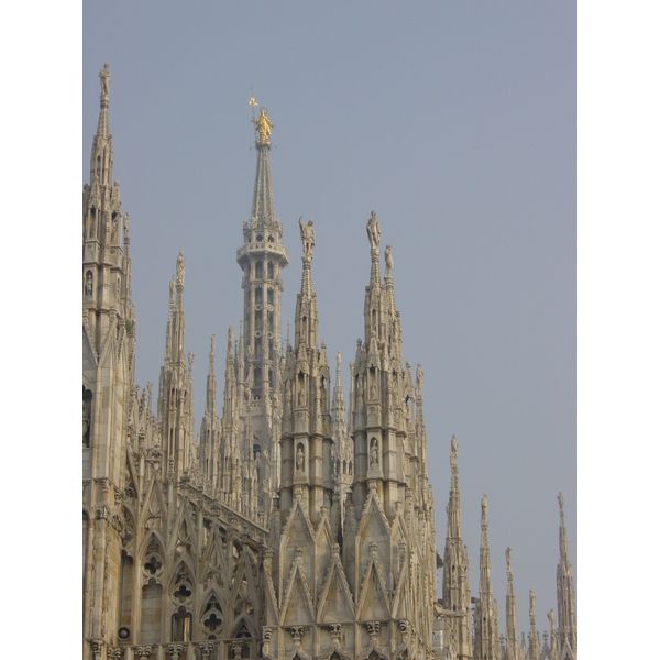 Picture Italy Milan Duomo 2001-10 39 - Center Duomo