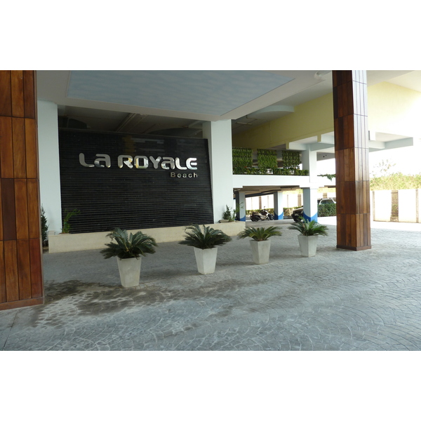 Picture Thailand Jomtien La Royale Beach condo 2011-02 28 - Journey La Royale Beach condo