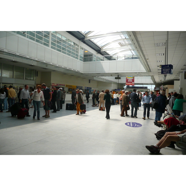 Picture France Nice Airport 2008-04 18 - History Nice Airport