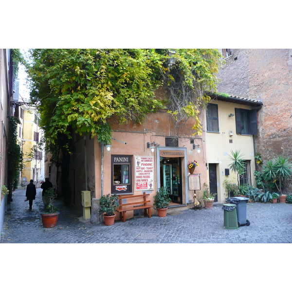 Picture Italy Rome Trastevere 2007-11 82 - History Trastevere